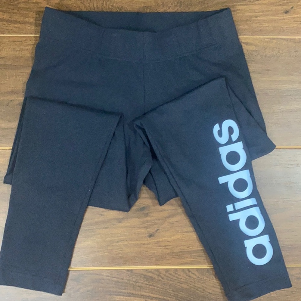 Women’s Adidas Leggings size medium